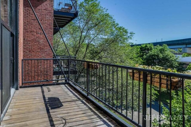 600 NW Broadway Ave Unit 318, Grand Rapids, MI 49504 - view of balcony