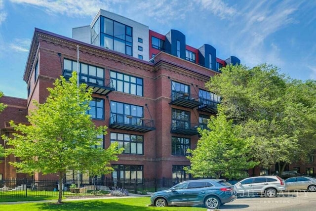 600 NW Broadway Ave Unit 318, Grand Rapids, MI 49504 - view of building exterior
