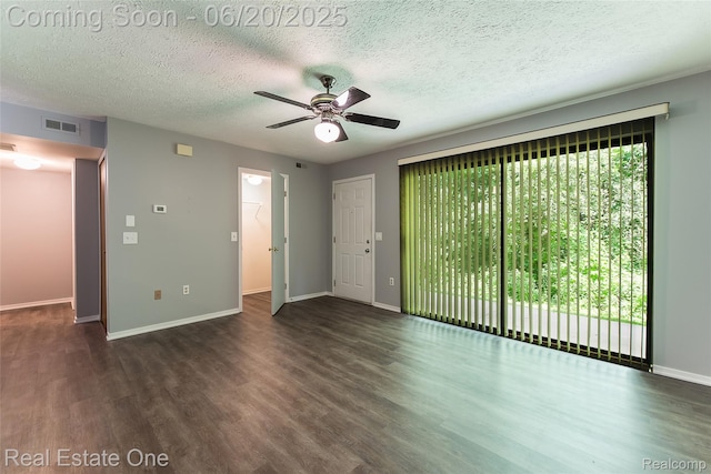 410 Spring Brooke Dr, Brighton, MI 48116 - spare room featuring plenty of natural light, wood finished floors, a ceiling fan, and a textured ceiling