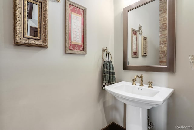 205 Alfred St Unit A, Detroit, MI 48201 - bathroom with a sink