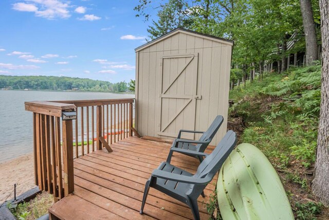 8833 W Velt Ave, Baldwin, MI 49304 - view of shed with a water view