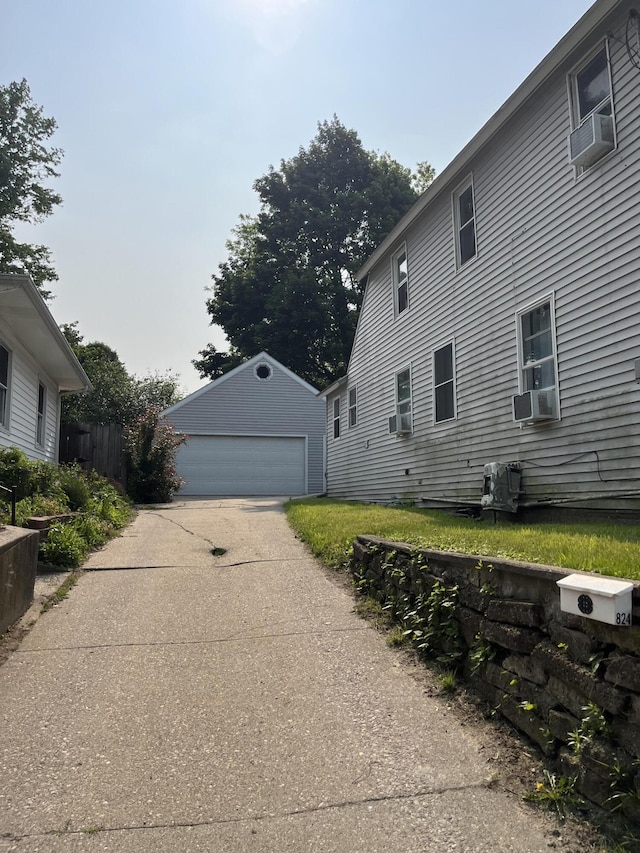 824 Emerald Ave NE, Grand Rapids, MI 49503