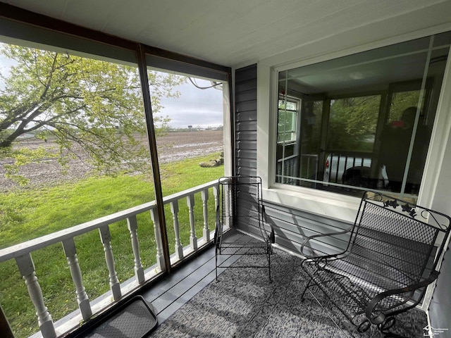 6301 E Albain Rd, Monroe, MI 48161 - view of balcony