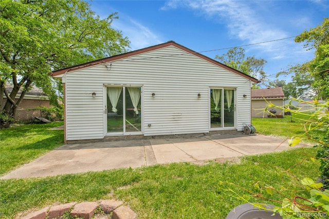 27048 Sally Ct, Taylor, MI 48180 - back of property featuring a patio area