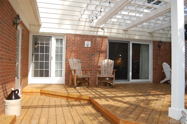 6560 Perham Dr, West Bloomfield, MI 48322 - deck featuring a pergola
