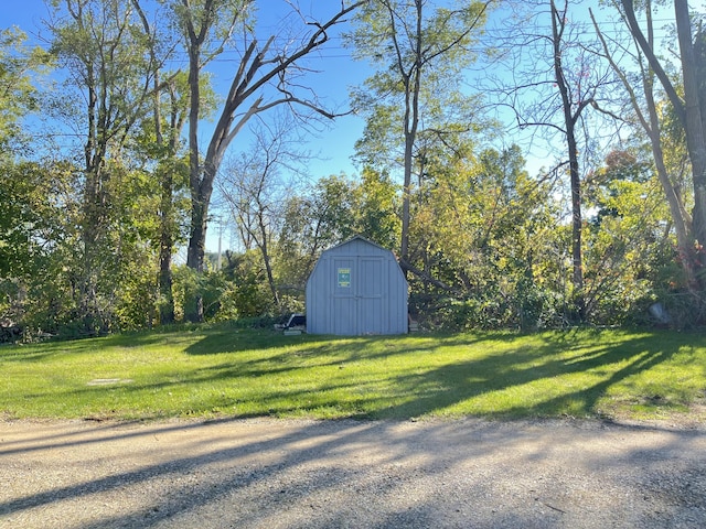 824 N Werners Landing Dr, Bronson, MI 49028 - view of grassy yard
