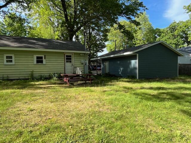 6820 Cherry St, Coloma, MI 49038 - photo 24