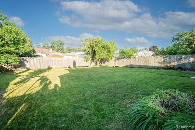 15065 Westlake St, Taylor, MI 48180 - view of fenced backyard
