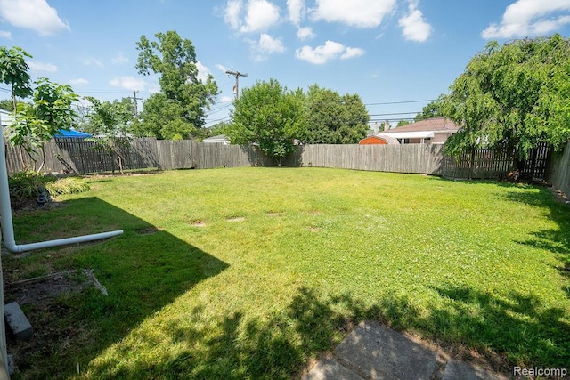 15065 Westlake St, Taylor, MI 48180 - view of fenced backyard
