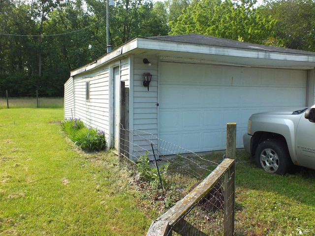 411 Norwood Dr, Monroe, MI 48161 - view of garage