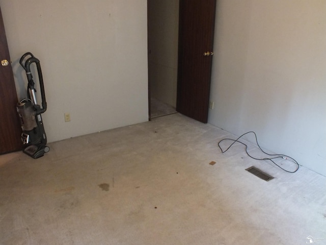 411 Norwood Dr, Monroe, MI 48161 - spare room with light carpet