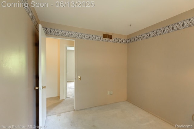 5590 Bayswater Rd, West Bloomfield, MI 48322 - view of carpeted empty room