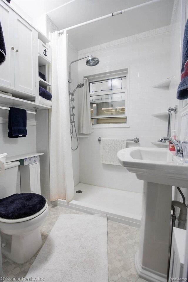 105 Gratiot Blvd, Marysville, MI 48040 - full bathroom with toilet and a shower stall