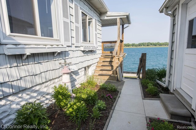 105 Gratiot Blvd, Marysville, MI 48040 - view of home's exterior featuring a water view