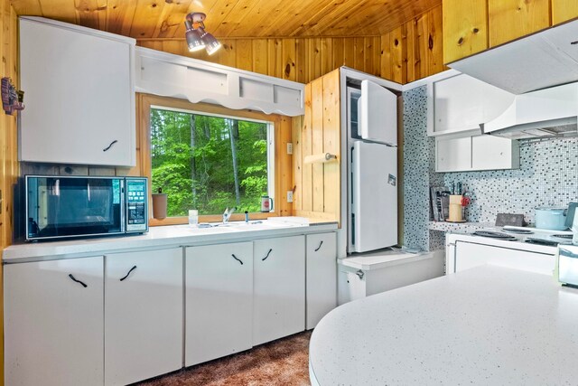 8401 S Sullivan Rd, Cedar, MI 49621 - photo 49