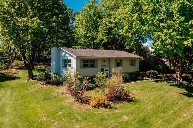 8173 Bel Cherrie Dr, Traverse City, MI 49686 - photo 5