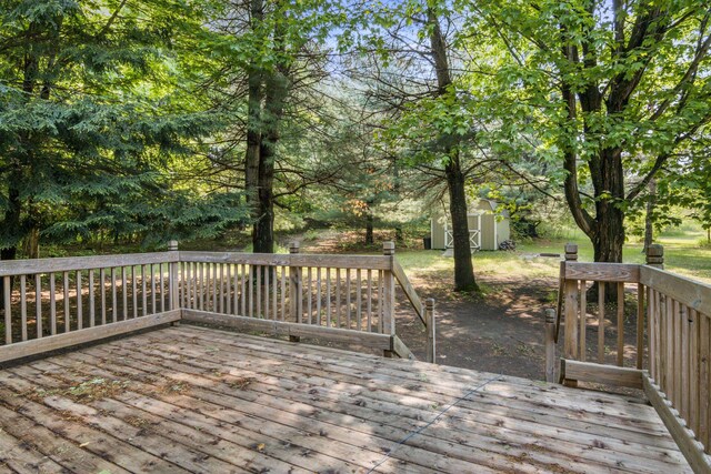11961 Stone Circle Dr, Kewadin, MI 49648