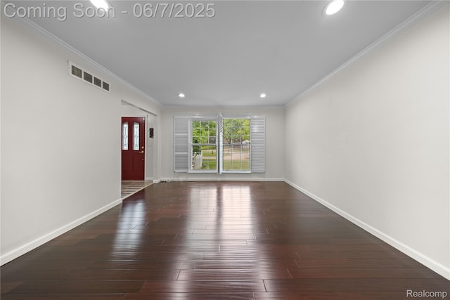 1633 Fleetwood Dr, Troy, MI 48098 - unfurnished room with ornamental molding, baseboards, hardwood / wood-style flooring, and recessed lighting