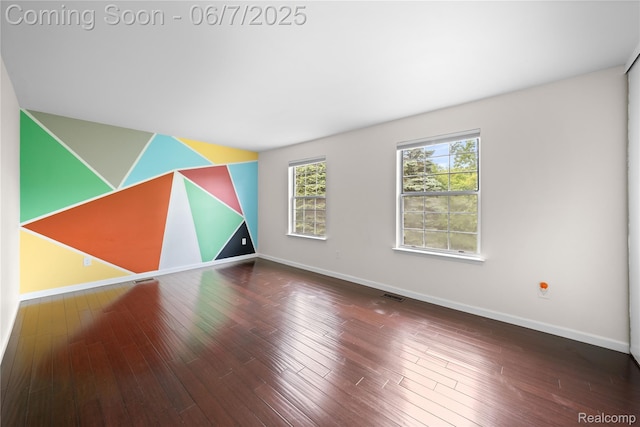 1633 Fleetwood Dr, Troy, MI 48098 - unfurnished room with baseboards and wood finished floors