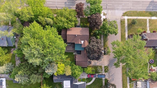 2505 Court St, Saginaw, MI 48602 - drone / aerial view