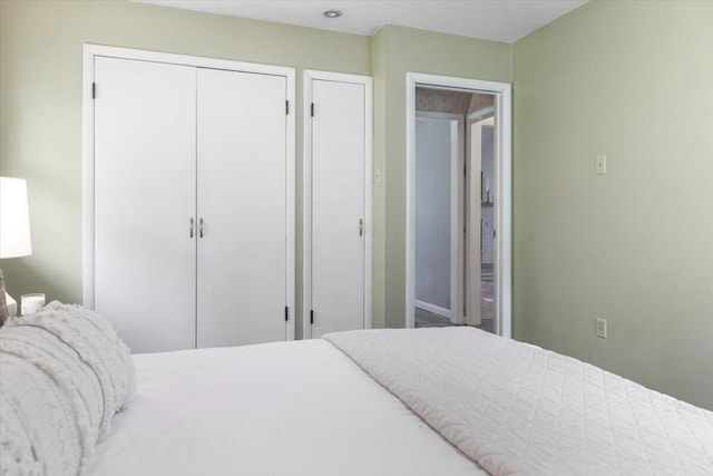 12270 Linden Ave, Sawyer, MI 49125 - bedroom featuring a closet