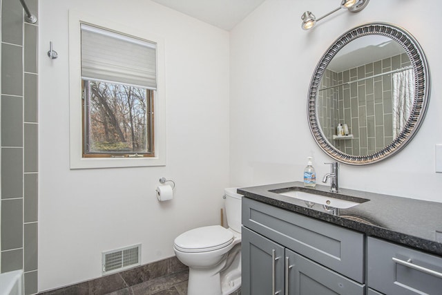 7362 30th St SE, Ada, MI 49301 - full bath with vanity, toilet, and shower / bath combo