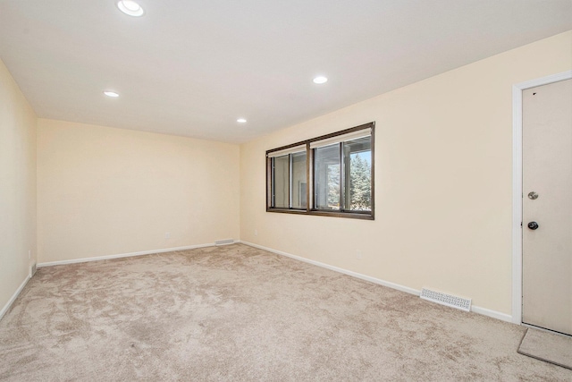 7362 30th St SE, Ada, MI 49301 - empty room featuring carpet floors, recessed lighting, and baseboards