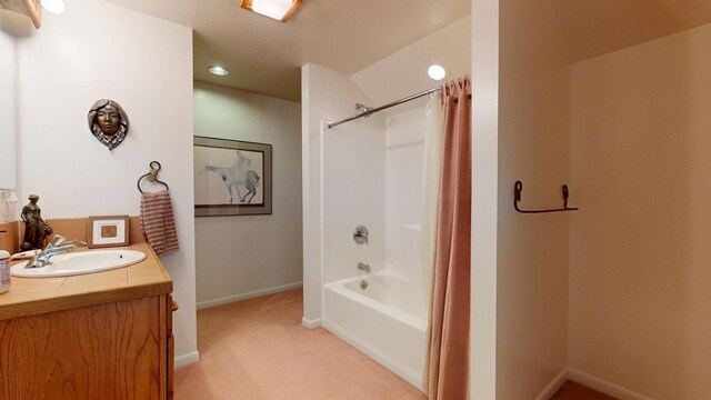 3725 Riverbank Trl, Mount Pleasant, MI 48858