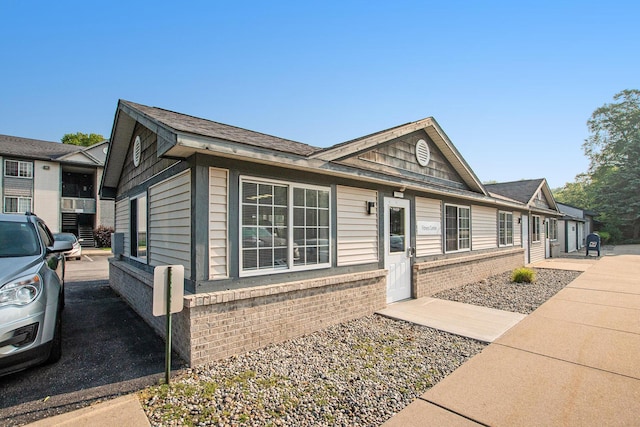 18372 N Ridge Ct Unit 12, Spring Lake, MI 49456 - ranch-style home featuring brick siding