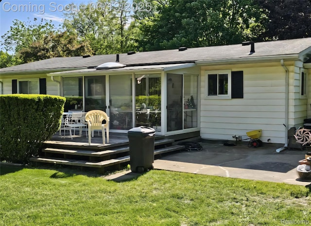 1674 Newark Ave, Pontiac, MI 48340 - back of house featuring a deck, a yard, a patio, and roof with shingles