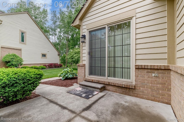 2663 Maple Forest Dr, Wixom, MI 48393 - view of patio / terrace