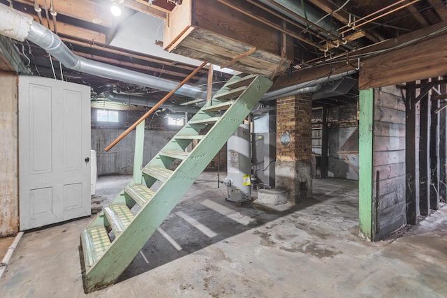 810 N Superior St, Albion, MI 49224 - below grade area with gas water heater and stairway