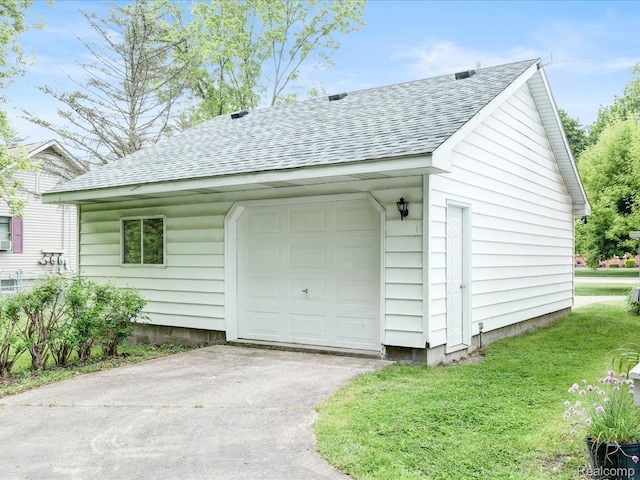 641 Michigan Ave, Marysville, MI 48040 - garage featuring concrete driveway
