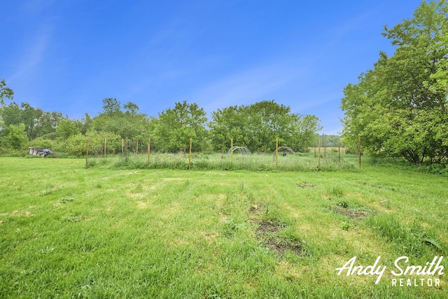 9386 N Vandecar Rd, Farwell, MI 48622 - view of yard featuring a view of countryside