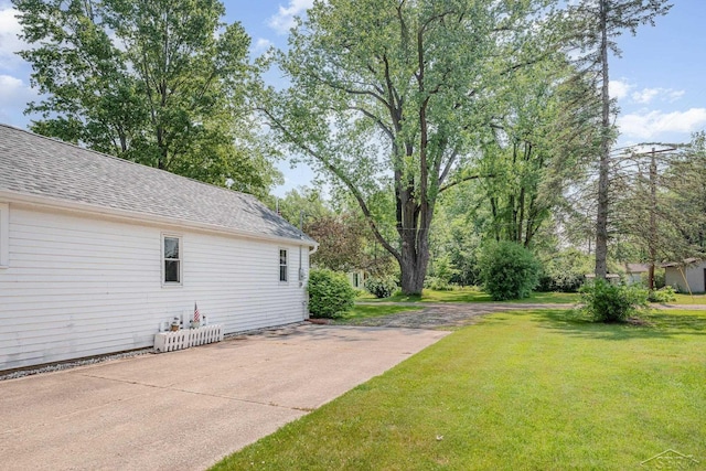 3077 Edson St, Coleman, MI 48618 - view of grassy yard