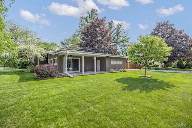 1449 Sauk Ln, Saginaw, MI 48638 - view of front of home featuring a patio area and ceiling fan
