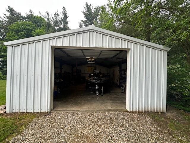 55441 Buckhorn Rd, Three Rivers, MI 49093 - view of outbuilding with driveway