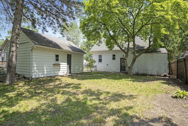 1831 Newark Ave SE, Grand Rapids, MI 49507 - view of yard with an outdoor structure
