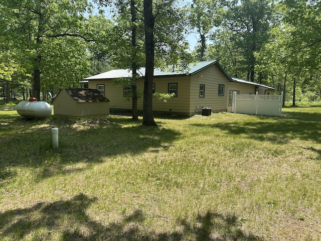 5649 W 76th St, Baldwin, MI 49304 - view of yard