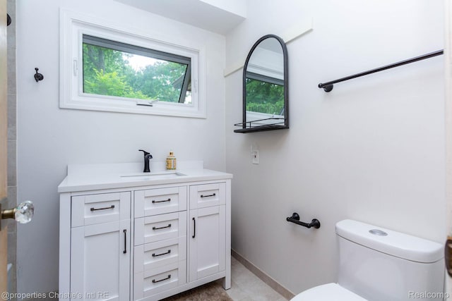 1700 Hamilton Dr, Bloomfield Hills, MI 48302 - bathroom featuring toilet and vanity