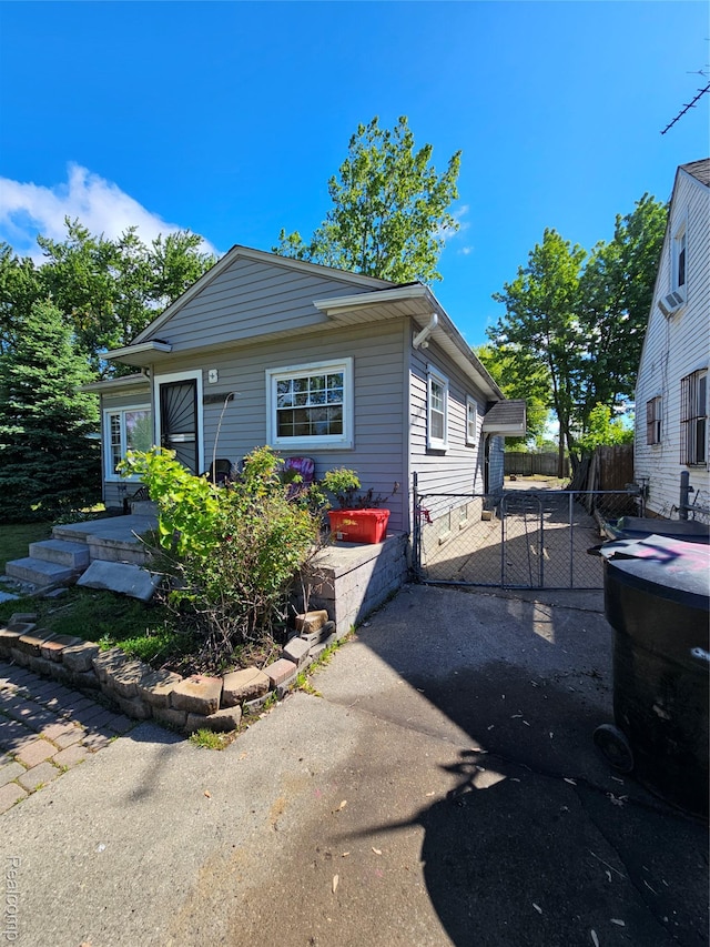 5050 Radnor St, Detroit, MI 48224 - view of front of house featuring a gate