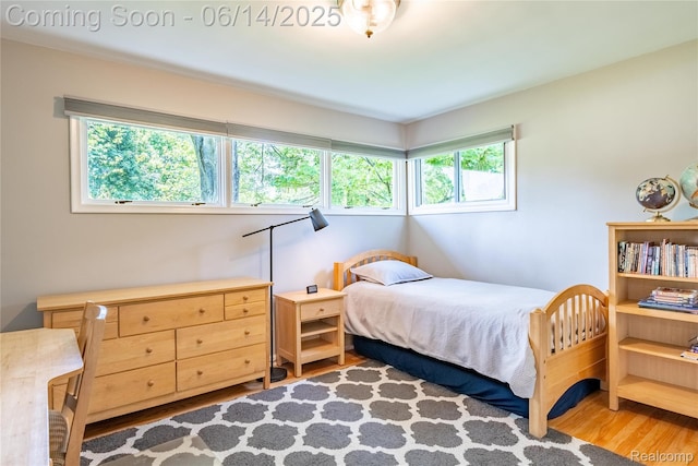 28441 Westerleigh Rd, Farmington, MI 48334 - bedroom with wood finished floors