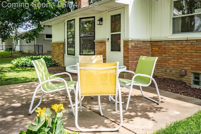 28441 Westerleigh Rd, Farmington, MI 48334 - view of patio / terrace with outdoor dining area