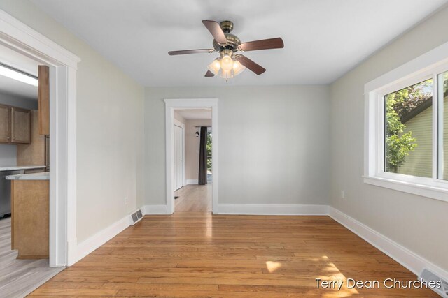 204 Lewis St, Rockford, MI 49341 - photo 6