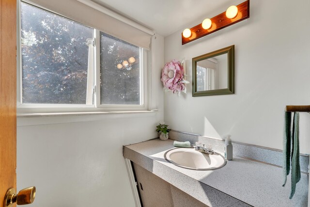 2006 W Rose Center Rd, Holly, MI 48442 - bathroom with vanity