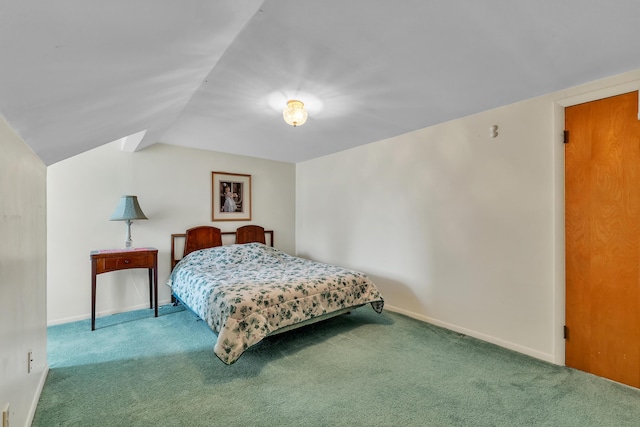 2006 W Rose Center Rd, Holly, MI 48442 - bedroom featuring carpet flooring, lofted ceiling, and baseboards