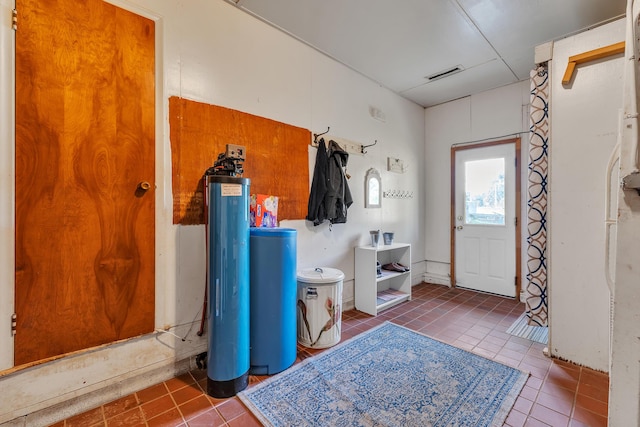 2006 W Rose Center Rd, Holly, MI 48442 - view of tiled entryway