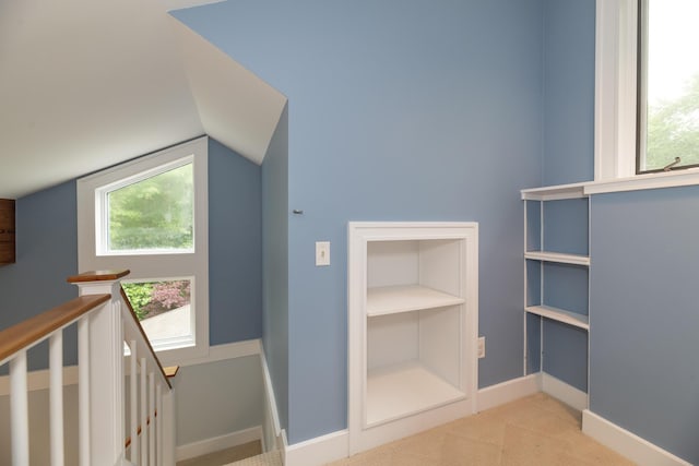 8562 W R Ave, Kalamazoo, MI 49009 - bonus room featuring vaulted ceiling, carpet floors, and baseboards