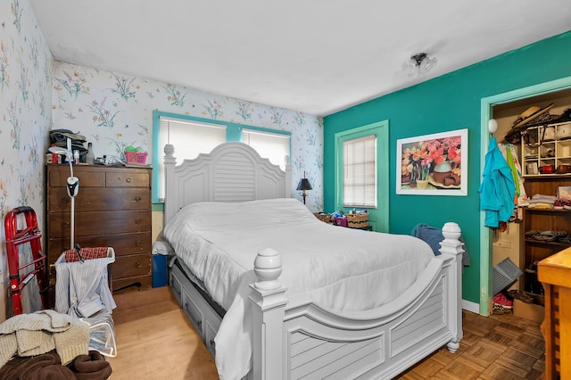 122 N Robinson St, Schoolcraft, MI 49087 - bedroom with wallpapered walls