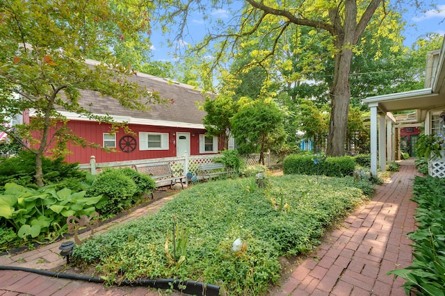 122 N Robinson St, Schoolcraft, MI 49087 - view of yard